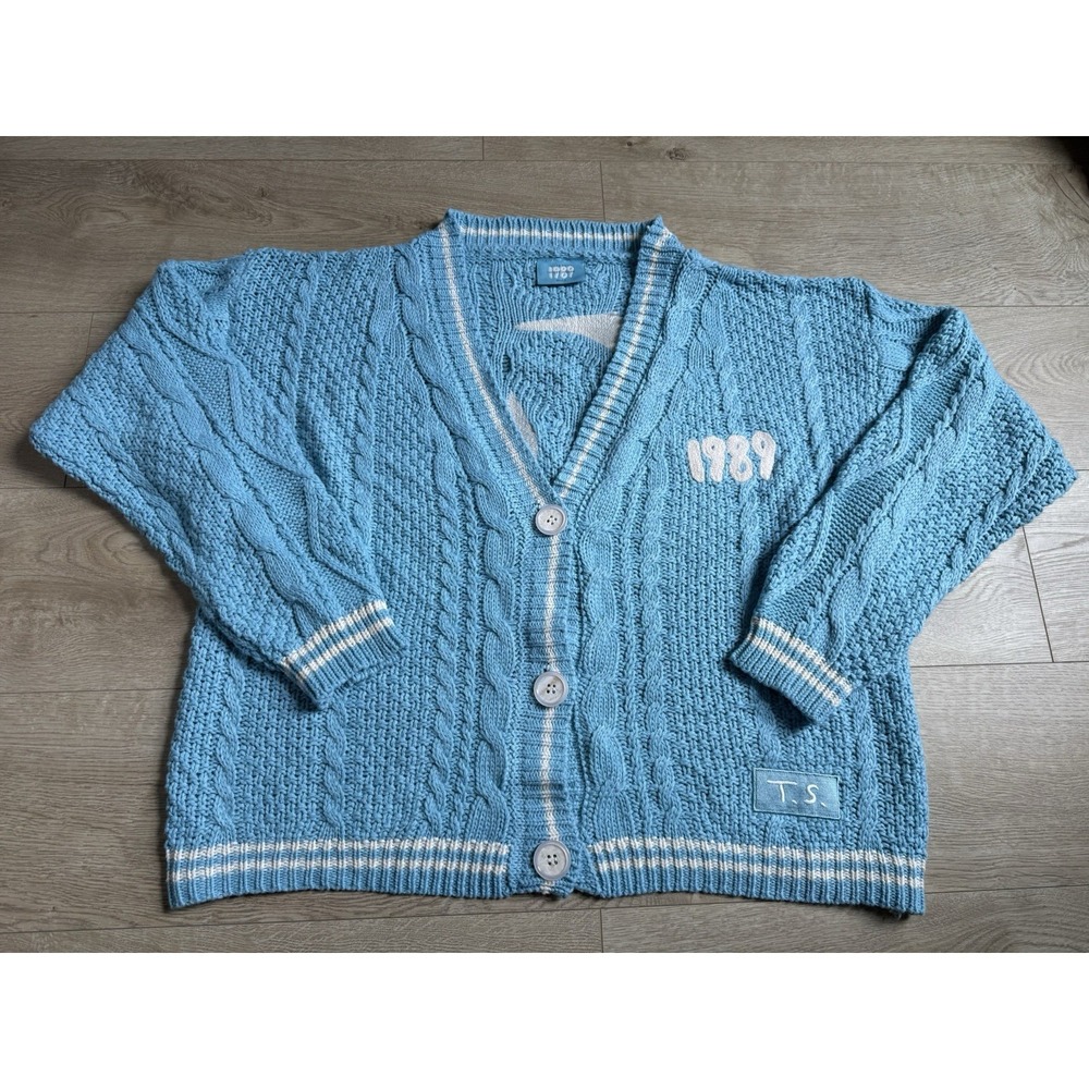 EUC Taylor Swift‎ 1989 Cardigan Taylor's Version Limited Edition MD/LG Eras Tour